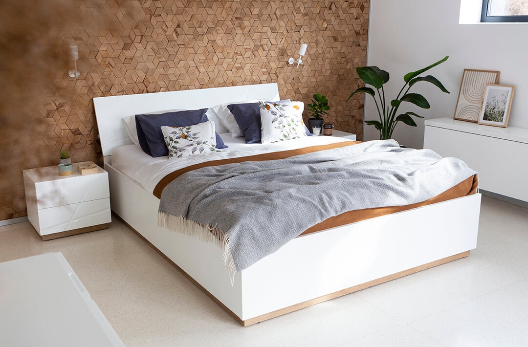 Ensemble de mobilier de chambre en bois clair, avec lit 200 x 160 cm, 5 pièces Futura, Blanc mat / Blanc brillant / Chêne Riviera