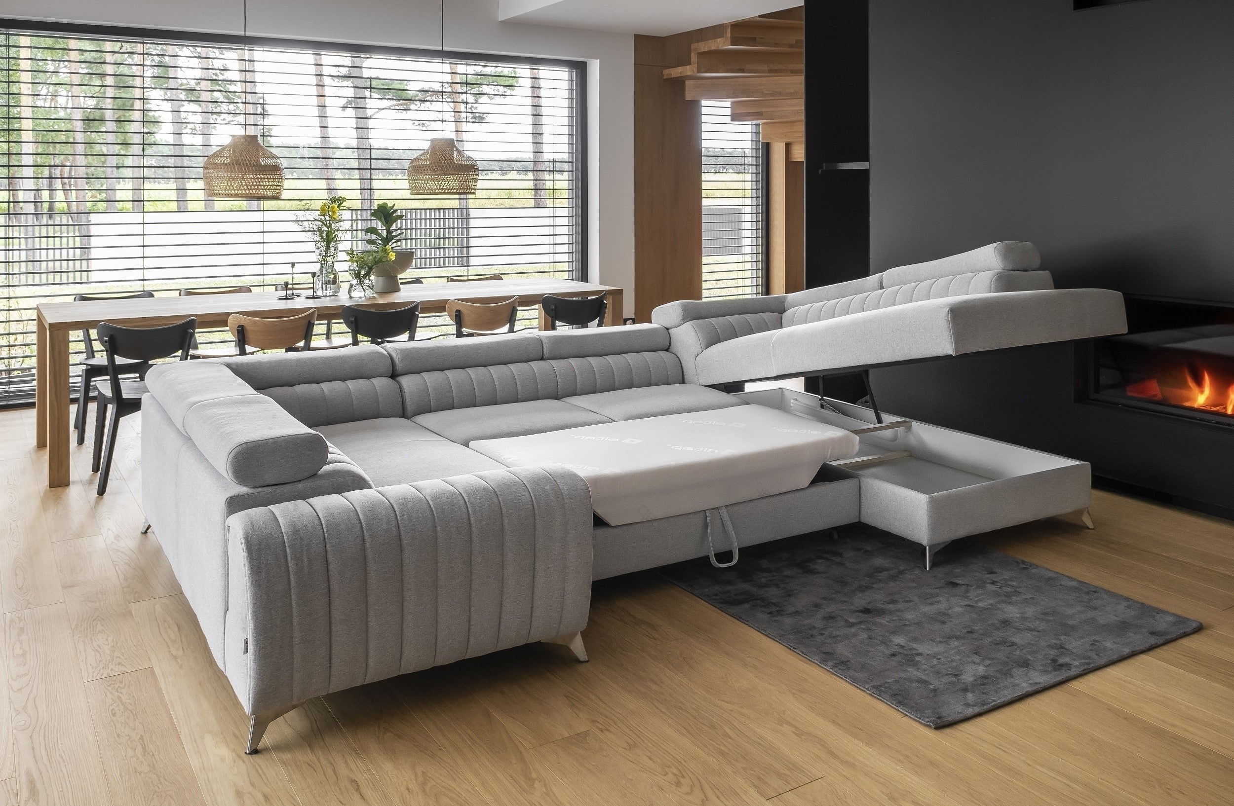 ELTMPL-CORNER-LOUIS-RIGHT (4) & ELTMPL-CORNER-LOUIS-RIGHT (4) & ELTMPL-CORNER-LOUIS-RIGHT (4)