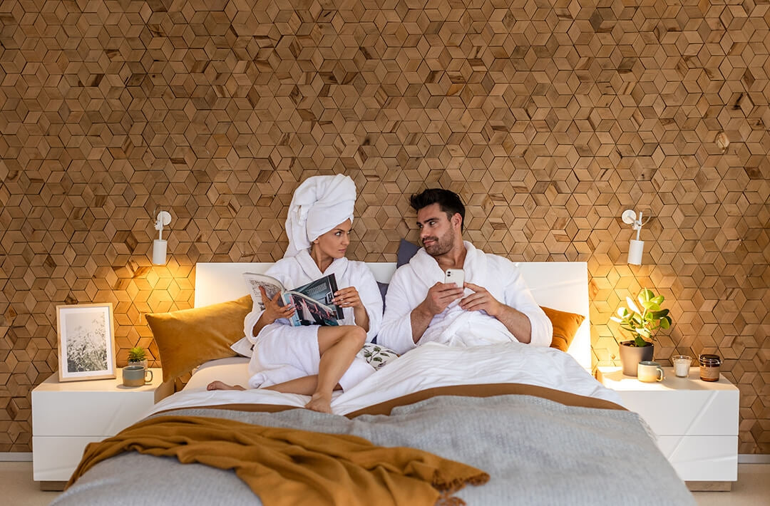 Table de chevet en bois clair avec 2 tiroirs Futura 14, Blanc mat / Chêne Riviera, L49xl41xH42 cm