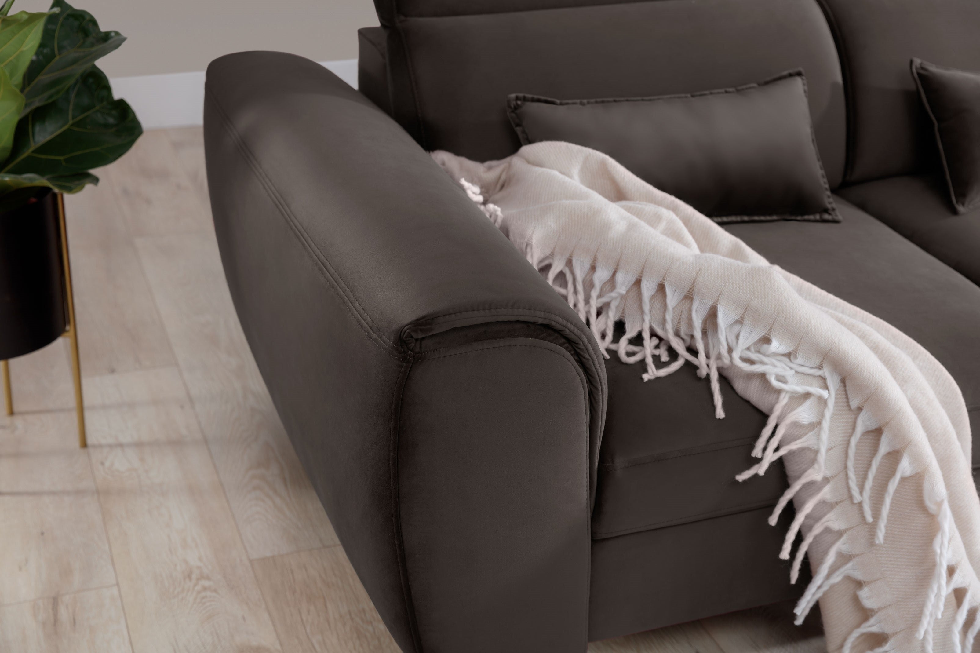 Coltar Extensibil Fobleros Plus Velvet Maro Inchis cu Lada de Depozitare, Sezlong pe Dreapta, Tetiere Reglabile, l267xA196xH83-100 cm (5)