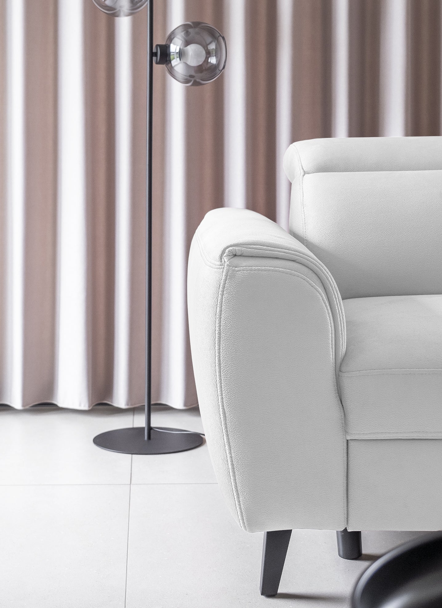 Coltar Extensibil Noblisimo Plus Alb cu Lada de Depozitare, Sezlong pe Dreapta, Tetiere Reglabile, l255xA201xH83-100 cm (4)