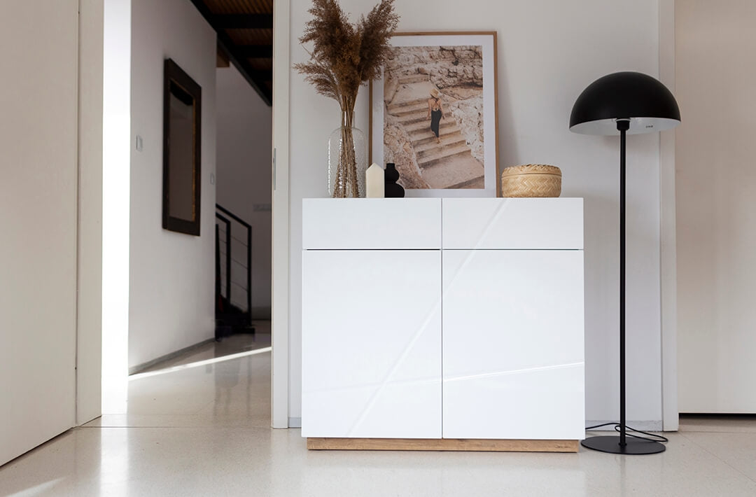 Commode en bois avec 2 portes et 2 tiroirs Futura 15, Blanc / Chêne Riviera, L100xl41xH91 cm