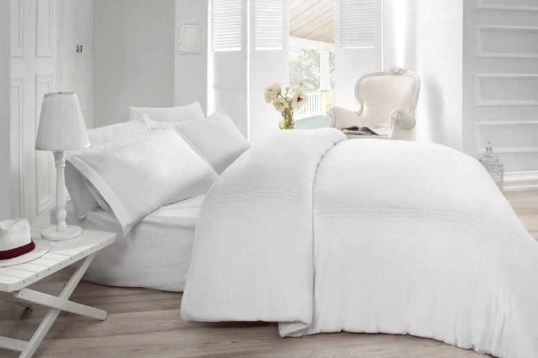 Linge de lit en coton satiné blanc Gulbin, 200 x 220 cm