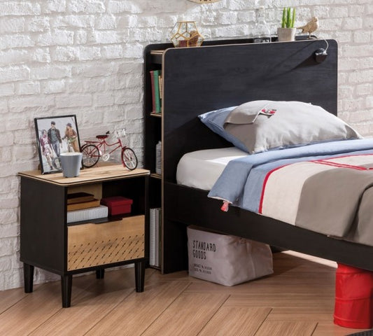 Table de chevet en bois avec 1 tiroir, pour les jeunes Blacky Noir / Nature, l44xA41xH54 cm