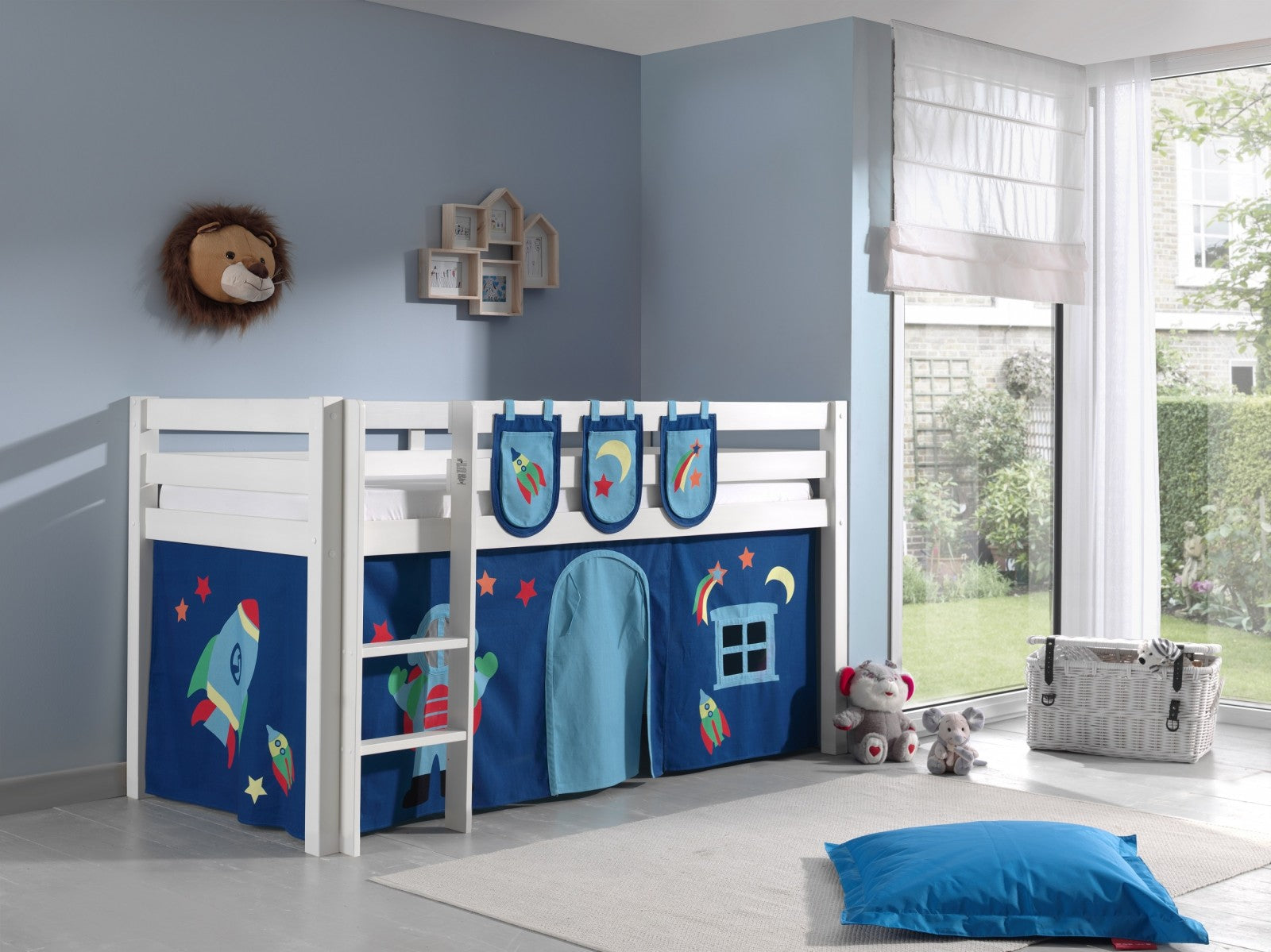 Pin de plancher en bois, avec aire de jeux pour enfants Pino plus Astro White, 200 x 90 cm