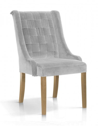 Chaise rembourrée en tissu, avec pieds en bois Prince Velvet d'argent / Chêne, l55xA70xH105 cm