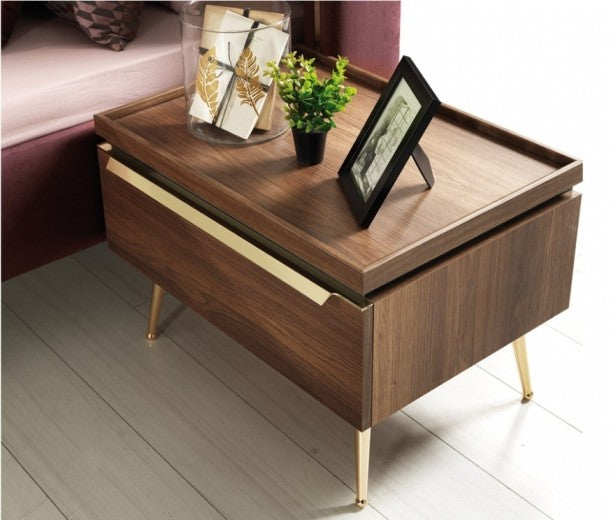 Mobilier de chambre à coucher en aggloméré et métal, avec lit 200 x 160 cm, 6 pièces Pietro Noyer / Or